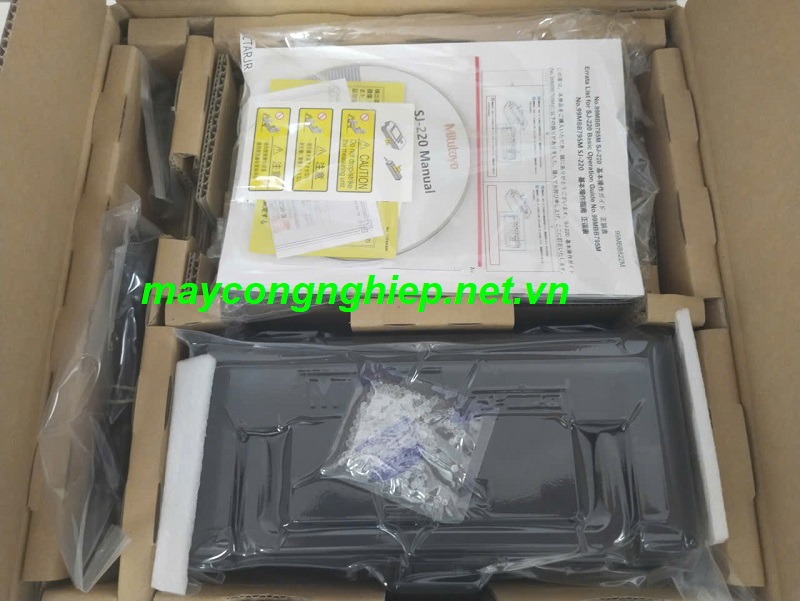 may-do-do-nham-be-mat-mitutoyo-sj-220